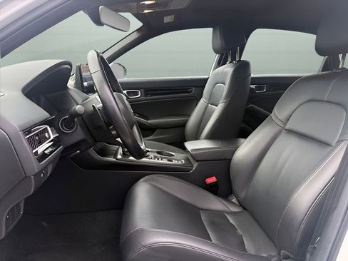 Used 2025 Honda Civic Sport image 10