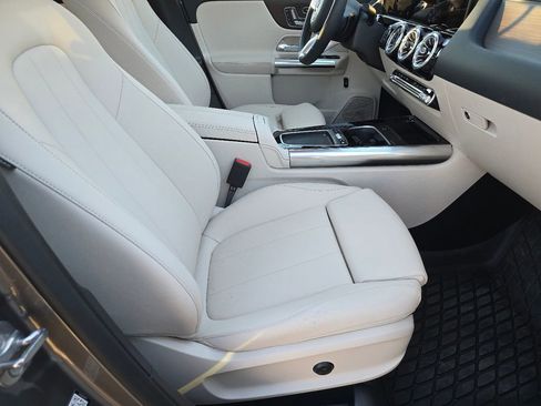 Certified 2026 Mercedes-Benz GLA 250 4MATIC image 26