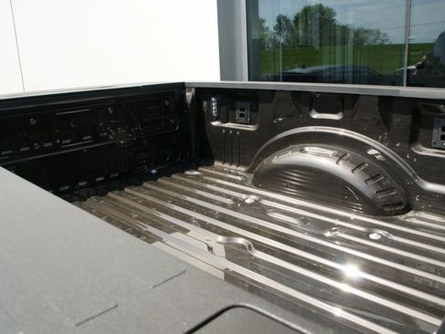 New 2025 Ford F250 Lariat w/ Lariat Ultimate Package image 14