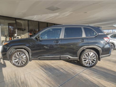 Certified 2025 Subaru Forester Touring w/ Popular Package - Touring image 4