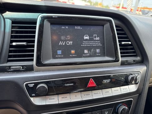 Used 2019 Hyundai Sonata SE image 11