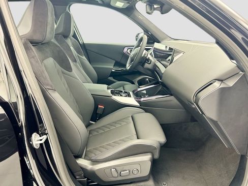 New 2026 BMW X3 xDrive30 w/ M Sport Package AWD/4WD image 19