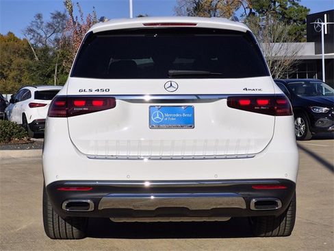 New 2026 Mercedes-Benz GLS 450 4MATIC image 5