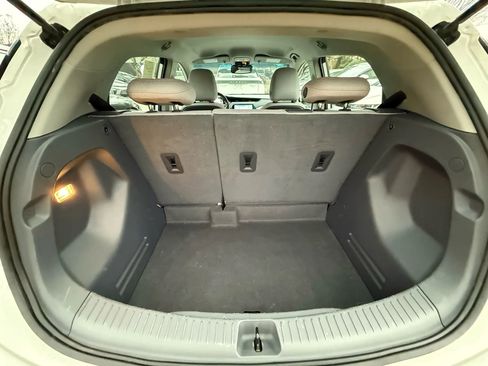 Used 2020 Chevrolet Bolt LT image 19