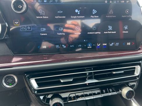 New 2026 Chevrolet Traverse RS w/ LPO, Floor Liner Package image 18