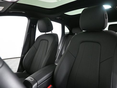 Certified 2025 Mercedes-Benz GLA 250 image 5