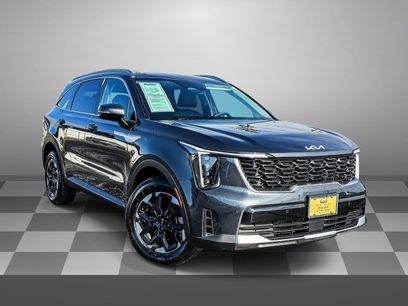 Used 2024 Kia Sorento S