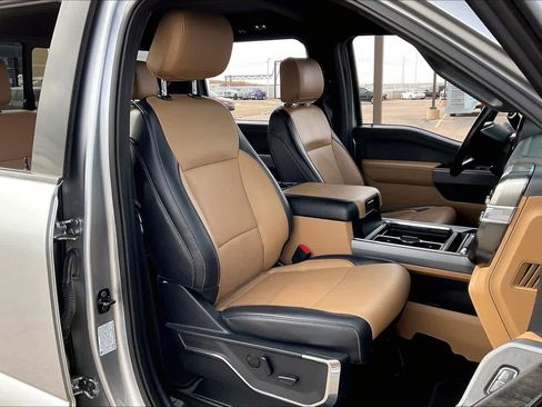 Used 2024 Ford F250 Lariat w/ Lariat Ultimate Package image 8