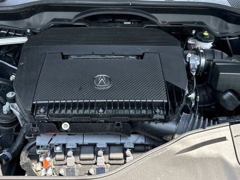 Used 2025 Acura MDX SH-AWD w/ Technology Package image 25