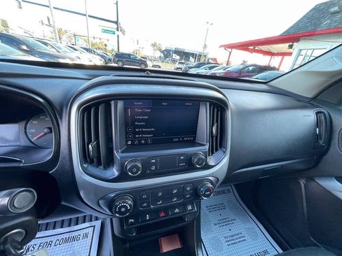Used 2021 Chevrolet Colorado LT w/ Fleet Safety Package RWD image 10