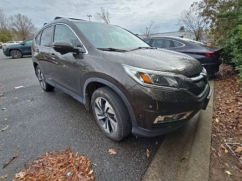 Used 2016 Honda CR-V Touring image 2