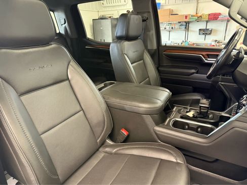 Used 2023 GMC Sierra 1500 Denali w/ Denali Reserve Package image 31