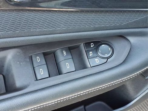 Used 2024 Chevrolet Blazer EV LT AWD/4WD image 14