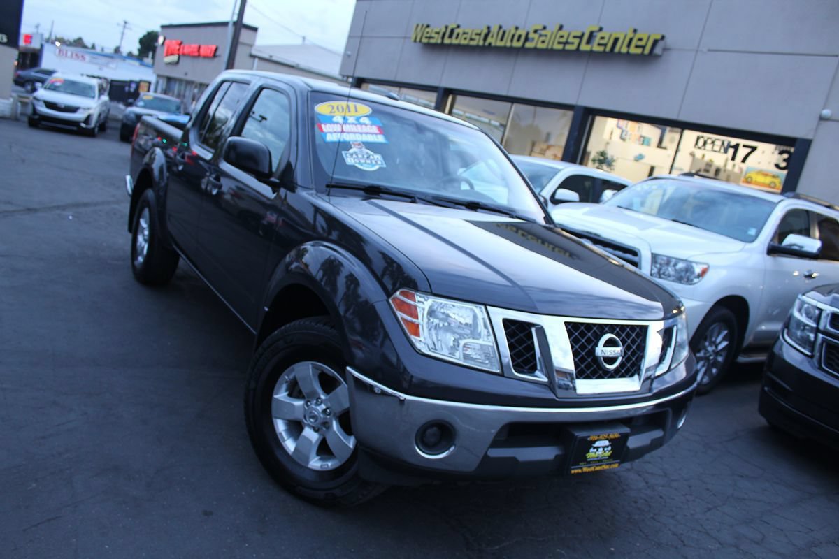 Used 2011 Nissan Frontier SV w/ SV Premium Utility Pkg AWD/4WD image 30