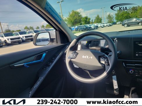 New 2026 Kia Niro LX FWD image 21