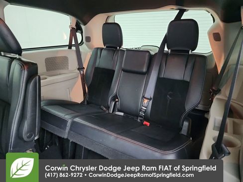 Certified 2017 Dodge Grand Caravan SXT image 31