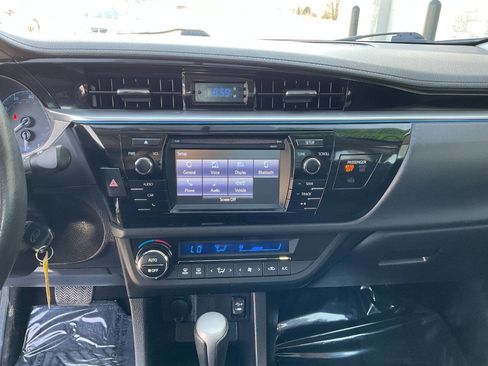 Used 2016 Toyota Corolla S image 20