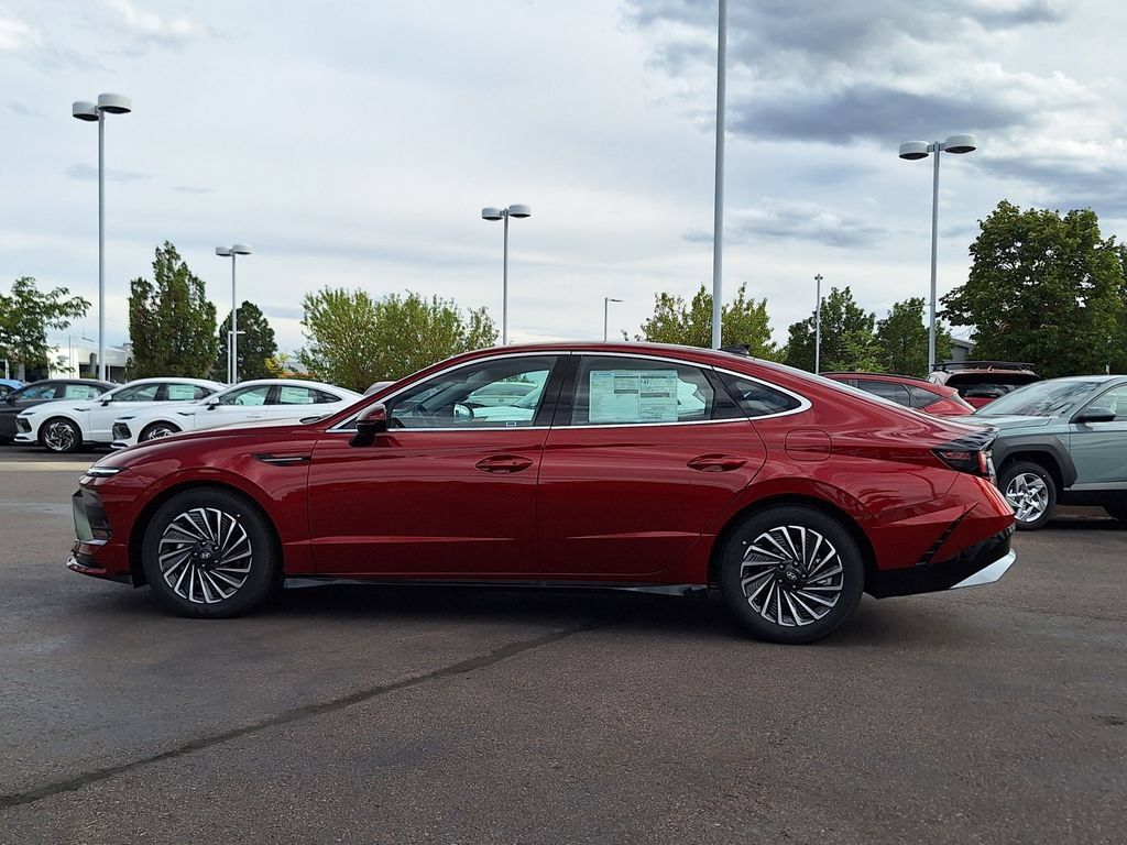 New 2026 Hyundai Sonata SEL FWD image 6