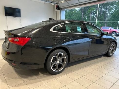 Used 2023 Chevrolet Malibu LT FWD image 5