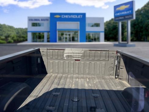 Certified 2025 Chevrolet Silverado 2500 ZR2 w/ Technology Package AWD/4WD image 36