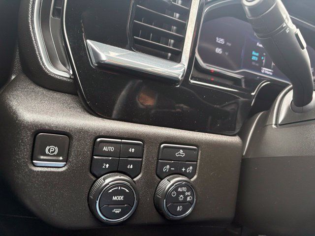 Used 2024 Chevrolet Silverado 1500 RST w/ Convenience Package II AWD/4WD image 22