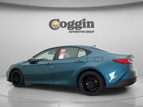 New 2026 Toyota Camry LE image 7