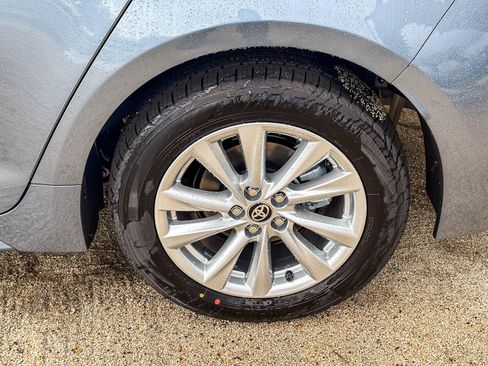 New 2026 Toyota Corolla LE FWD image 12