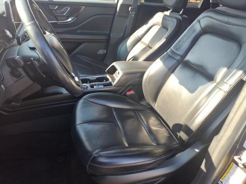 Used 2020 Lincoln Corsair AWD w/ Equipment Group 101A image 14