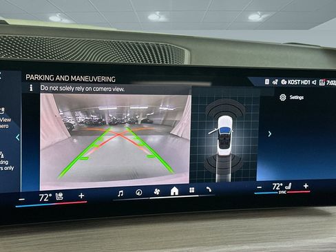 New 2026 BMW 430i Convertible w/ Convenience Package image 22