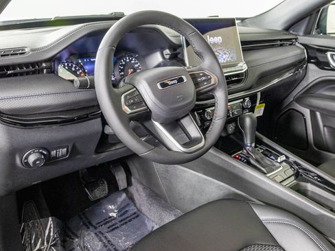 New 2026 Jeep Compass Latitude AWD/4WD image 3