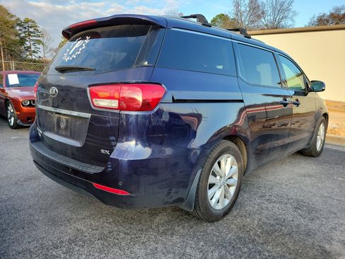 Used 2018 Kia Sedona EX image 6