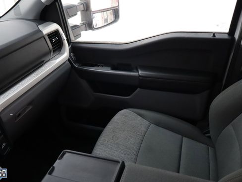 Used 2025 Ford F250 XLT image 23