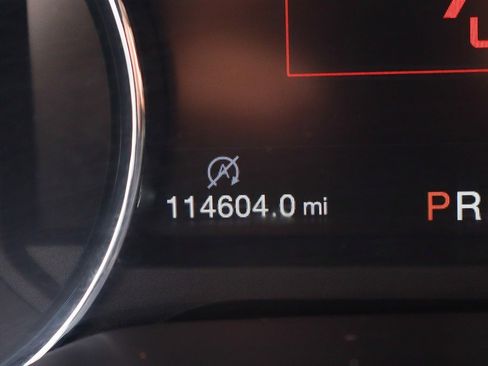 Used 2019 Ford F150 Lariat image 23