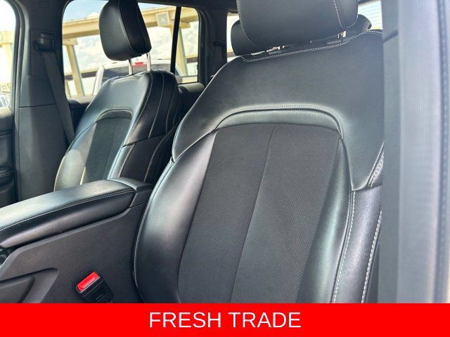 Used 2024 Jeep Grand Cherokee Altitude AWD/4WD image 34