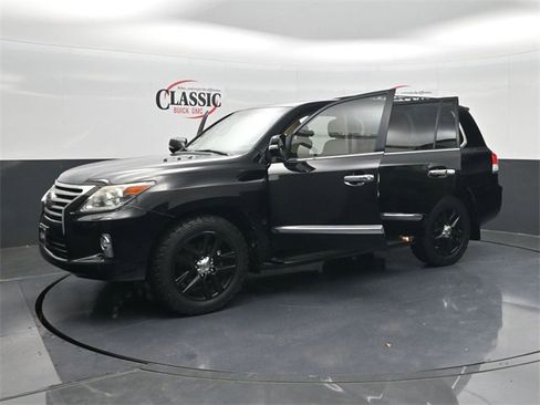 Used 2015 Lexus LX 570 4WD image 32