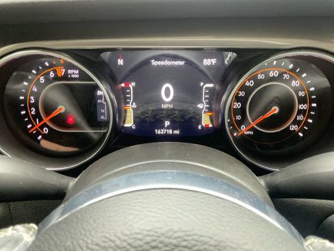 Used 2021 Jeep Gladiator Overland w/ Cold Weather Group AWD/4WD image 18