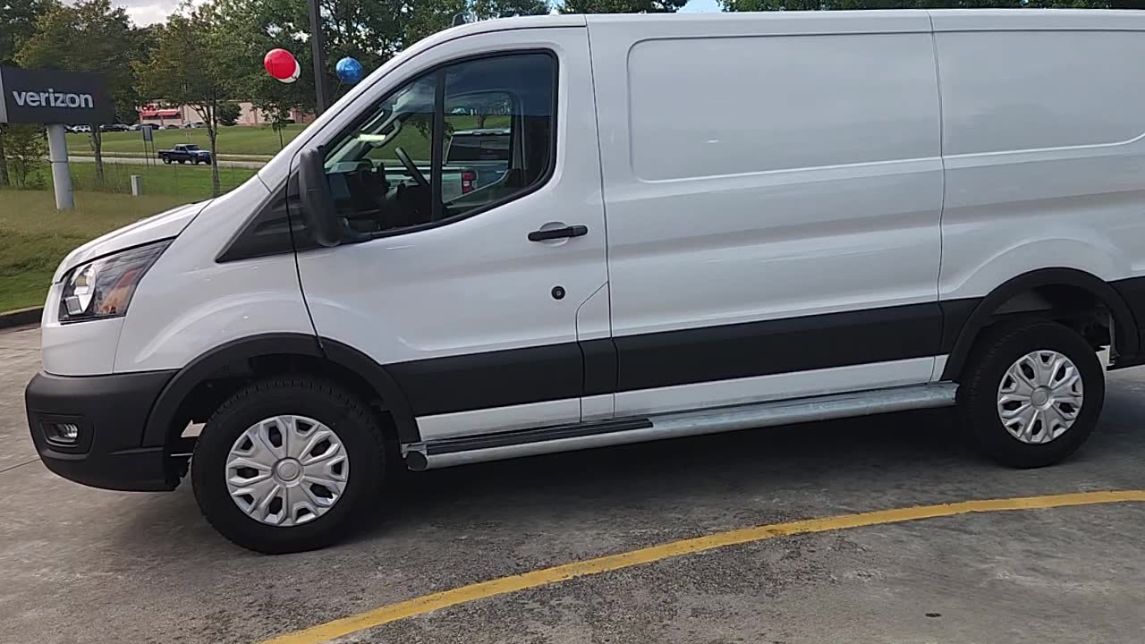 Used 2025 Ford Transit 250 Low Roof w/ Exterior Upgrade Package RWD image 10