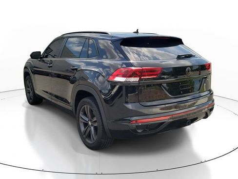 Used 2021 Volkswagen Atlas Cross Sport SE w/ Panoramic Sunroof Package FWD image 5