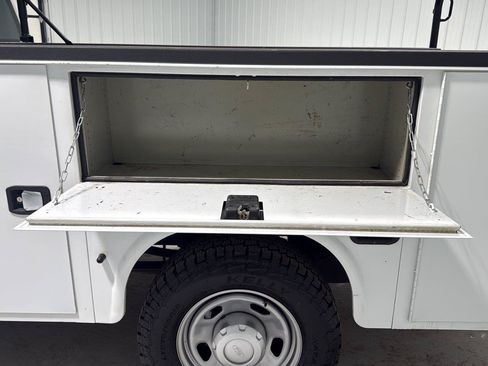 Certified 2023 Ford F350 XL RWD image 18