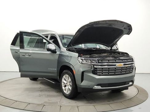 Used 2024 Chevrolet Tahoe Premier image 9