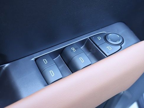 New 2026 GMC Canyon AT4 image 11