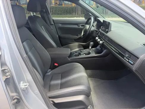 Used 2024 Honda Civic Sport image 12