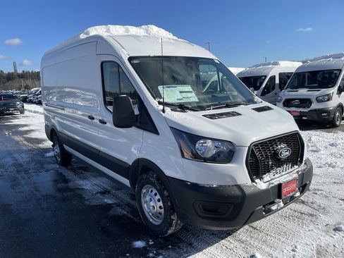 New 2026 Ford F250 XL w/ XL Chrome Package image 2