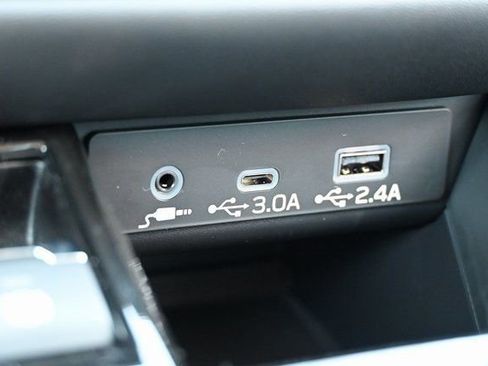 New 2025 Subaru Outback Premium image 23