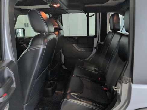 Used 2016 Jeep Wrangler Unlimited Sport AWD/4WD image 10