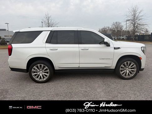 Used 2023 GMC Yukon Denali image 4
