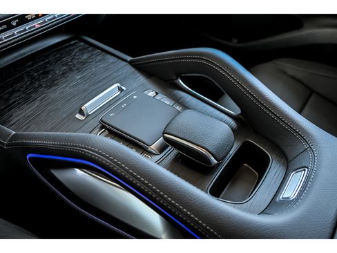 New 2026 Mercedes-Benz GLE 450 4MATIC image 17