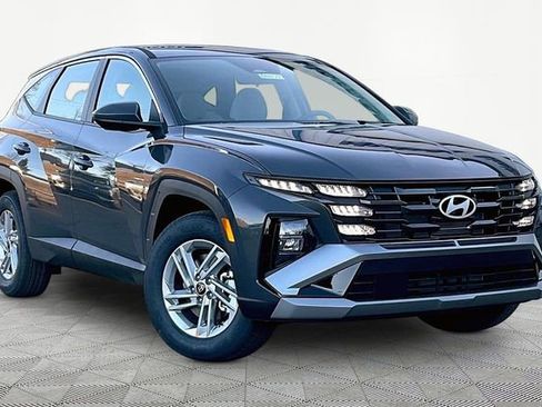 New 2026 Hyundai Tucson SE FWD image 1