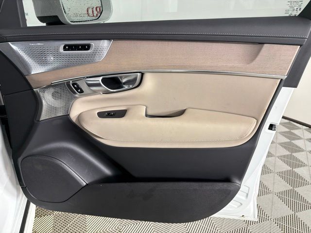 Used 2026 Volvo XC90 B6 Ultra w/ Lounge Package AWD/4WD image 29