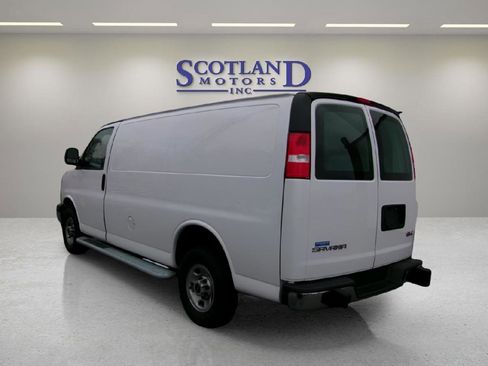 Used 2024 GMC Savana 2500 G2500 Cargo w/ Driver Convenience Package image 8